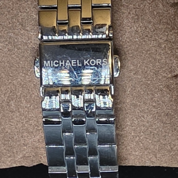 Michael Kors MK5517 Gold Chronograph Mother of Pearl Crystal Watch